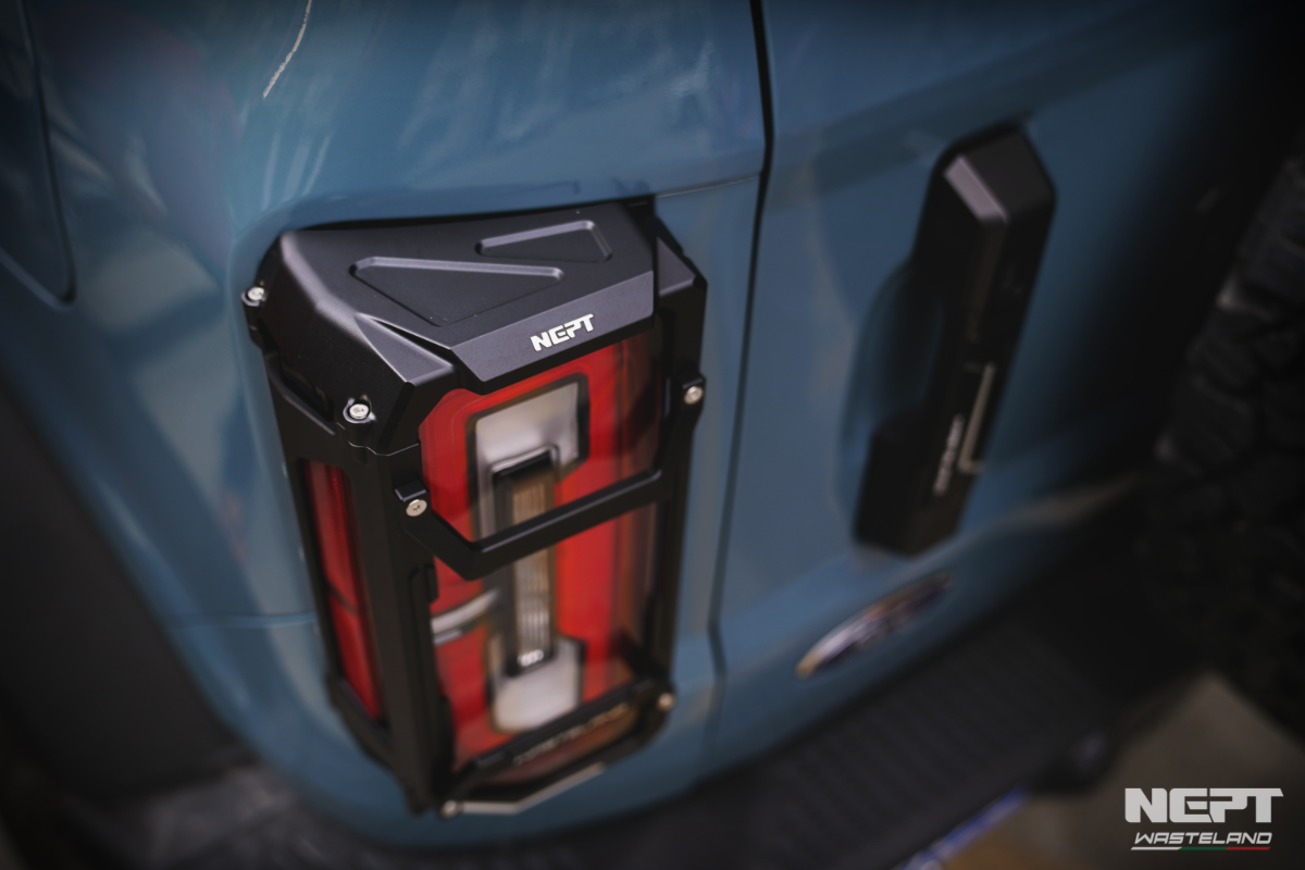 Wasteland tail lamp shade