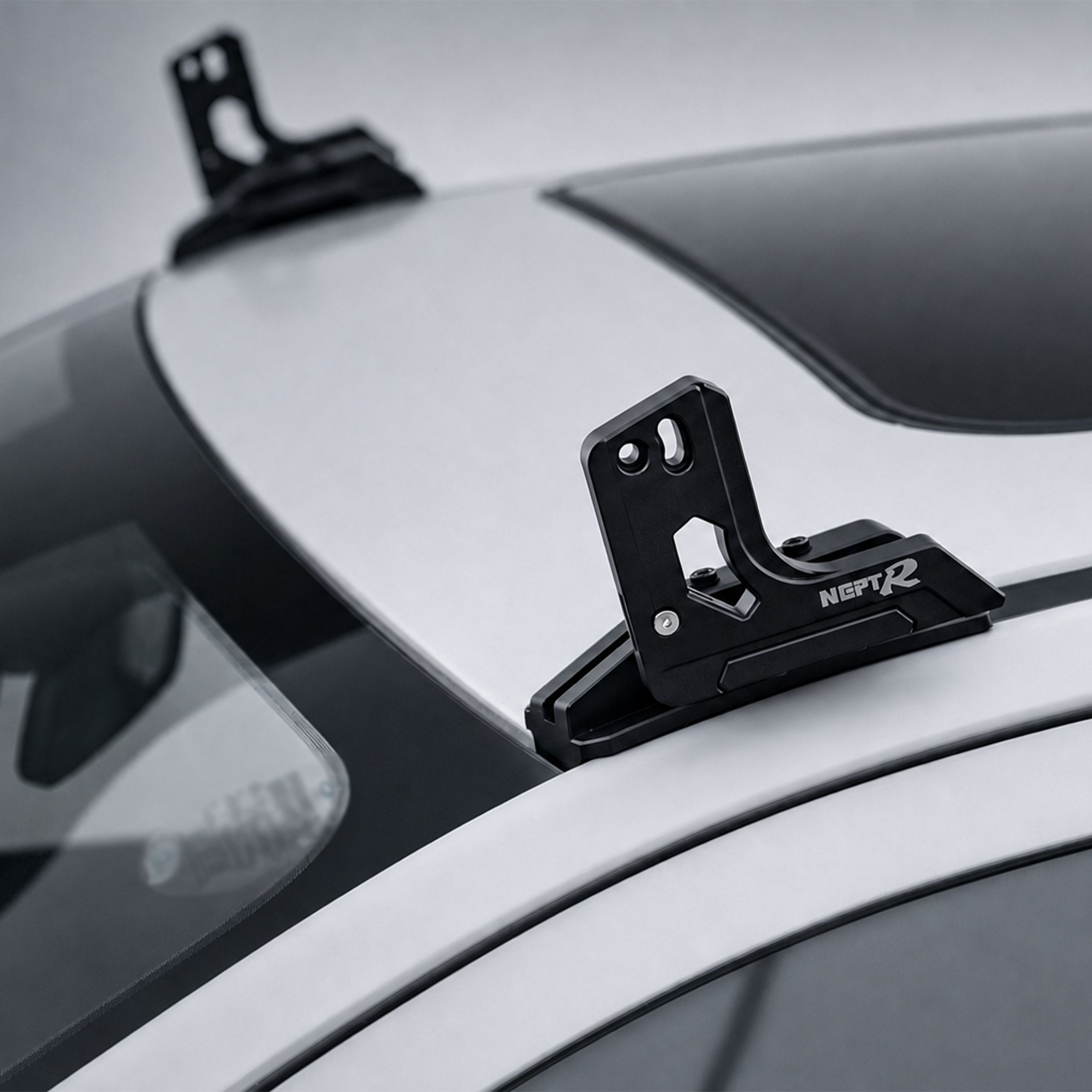 MUYE INDUSTRY NEPTR FORD RANGER Adjustable Roof Spotlight Bracket